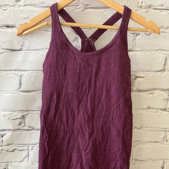 Purple Lululemon Tank sz 6 - Picture 1 of 3